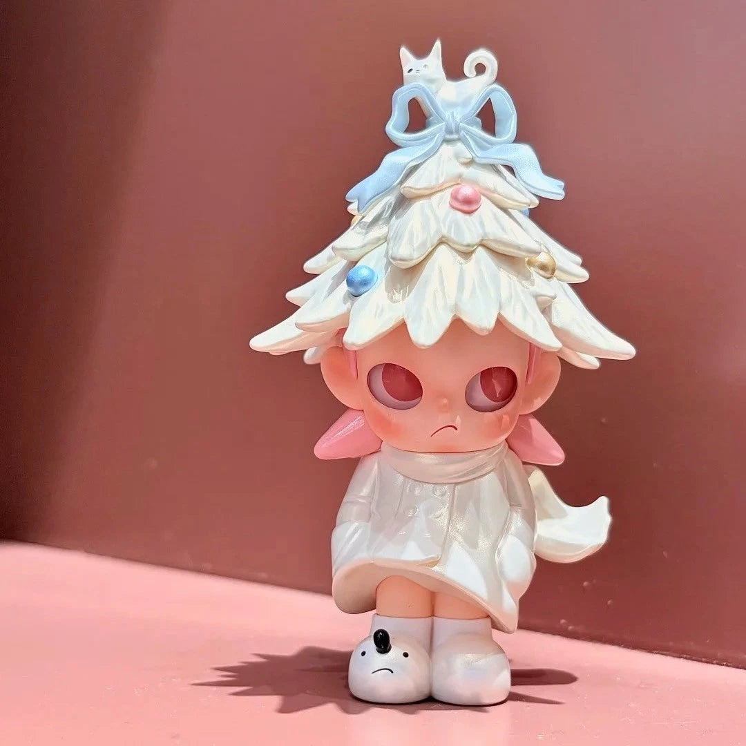 POP MART Zsiga Snow Cedar Figure Winter of Gifts Series Confirmed Edition Berlin