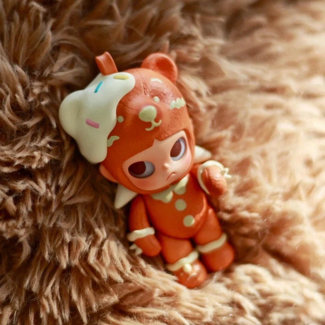 POP MART Zsiga Gingerbear Figure Winter of Gifts Series Confirmed Edition Berlin