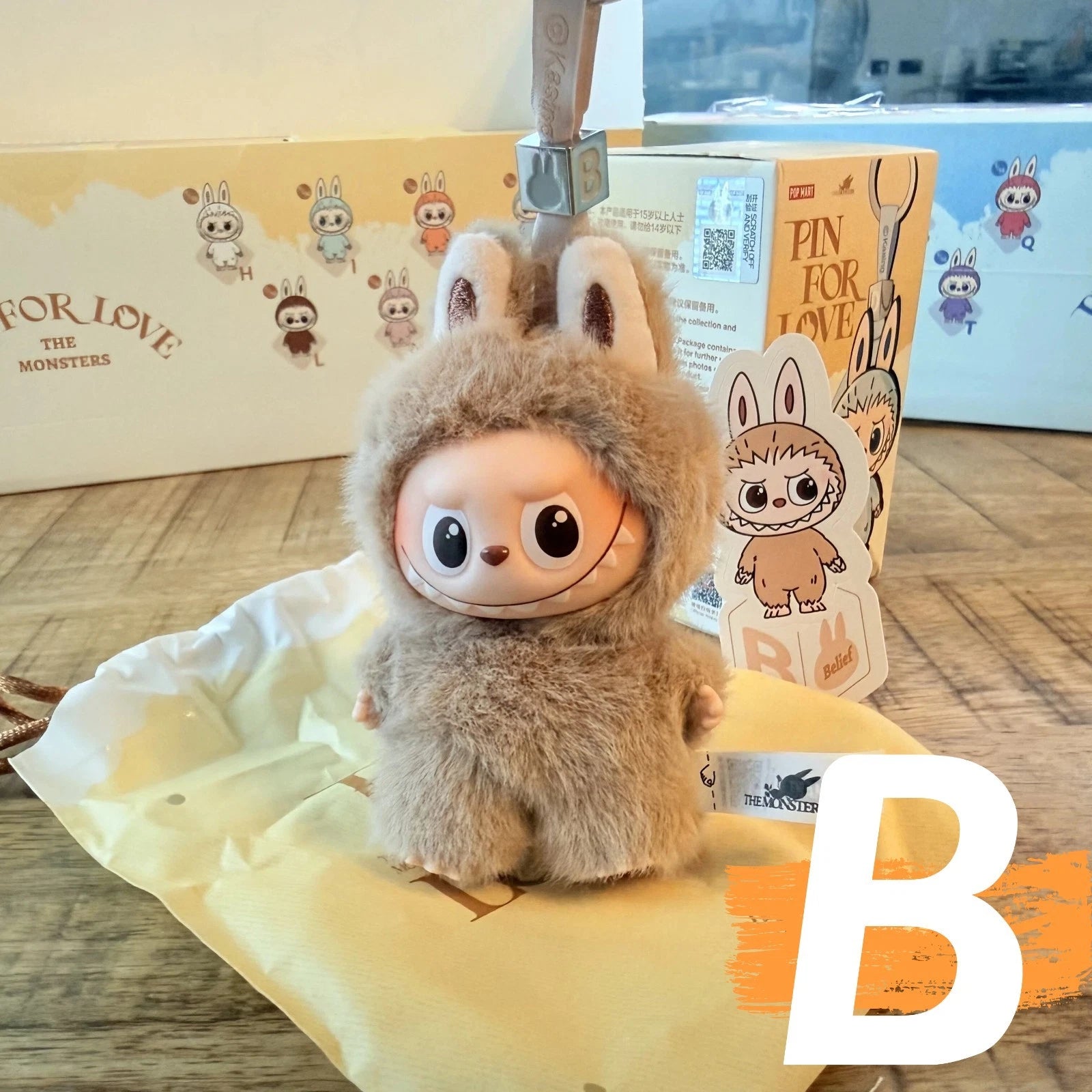 POP MART THE MONSTERS Pin for Love series characters B